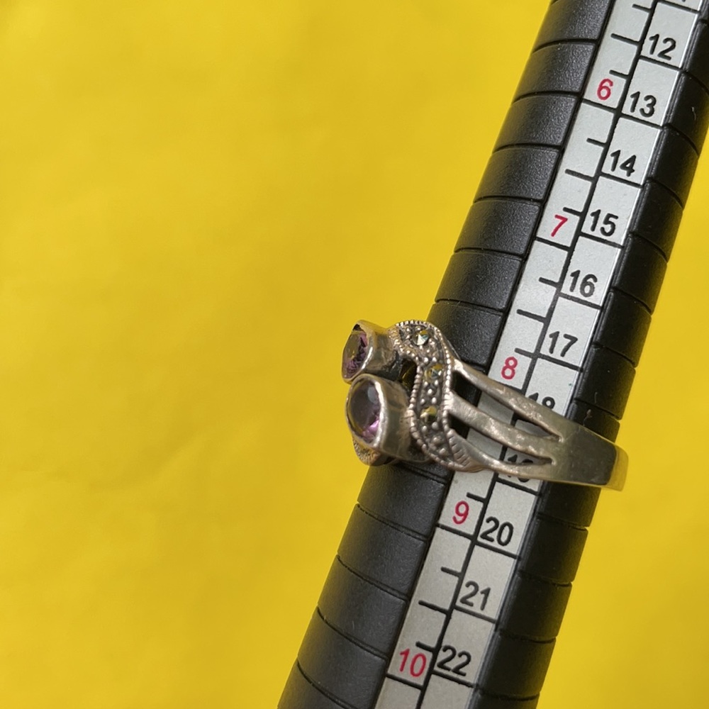 Vintage sterling silver Marcasite ring with amethyst - Picture 5 of 9
